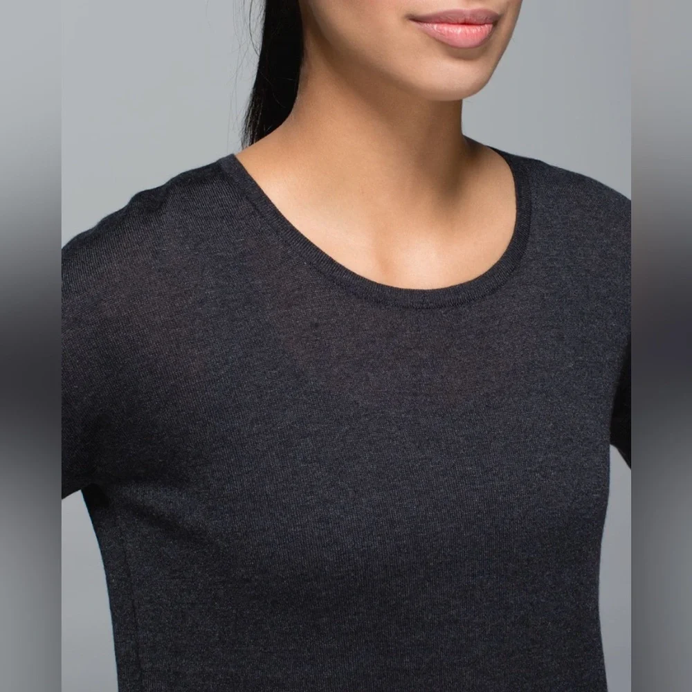Lululemon Daya Knit Tee Women’s Heathered Black